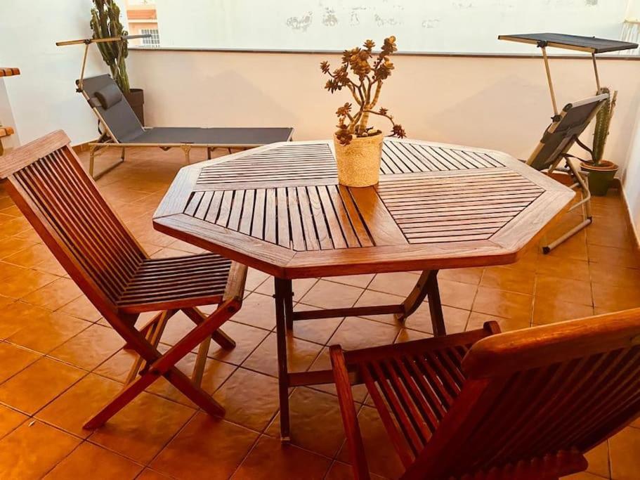 Casa Carol, Un Hogar Fuera De Casa. Villa El Cotillo  ภายนอก รูปภาพ