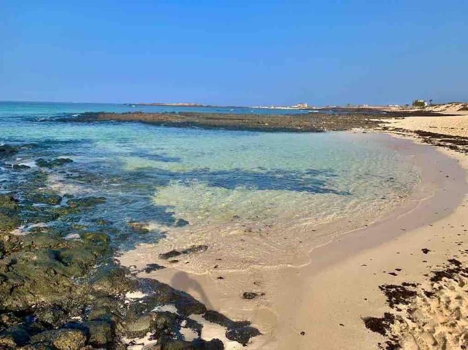 Casa Carol, Un Hogar Fuera De Casa. Villa El Cotillo  ภายนอก รูปภาพ
